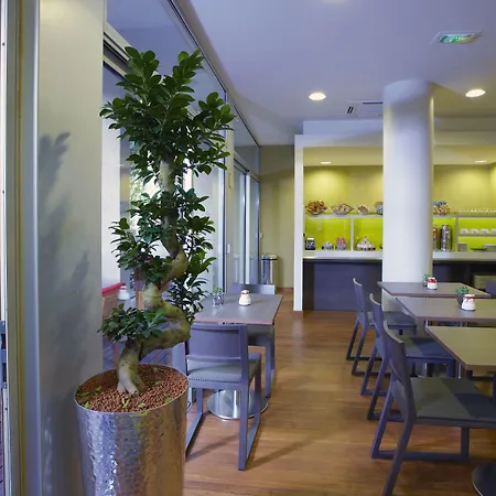 Citadines Montparnasse Aparthotel