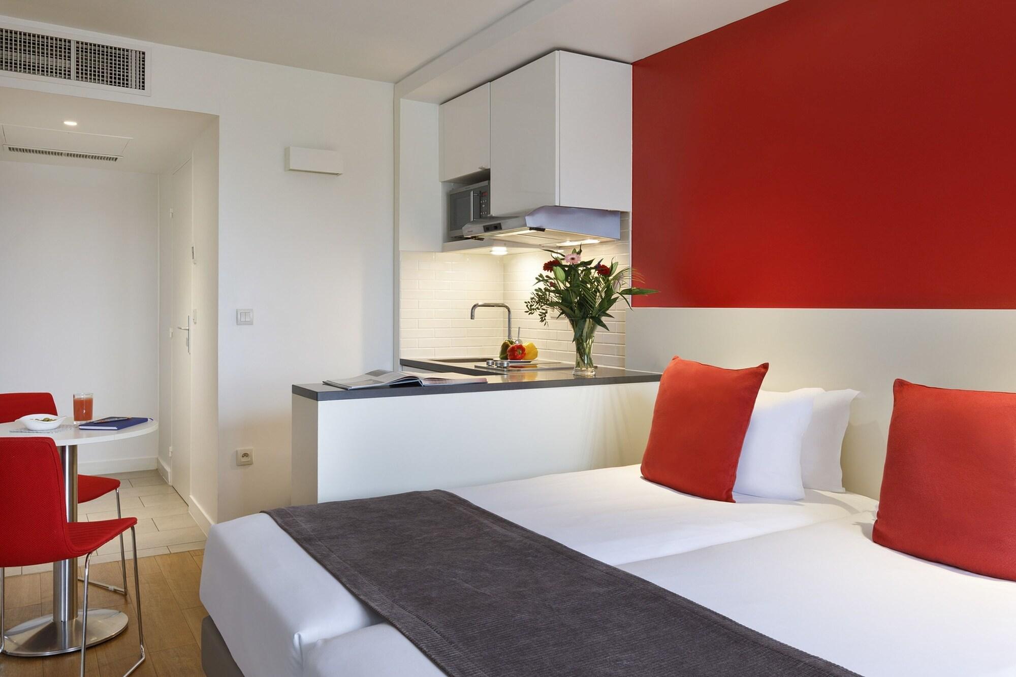 Citadines Montparnasse Aparthotel Parigi